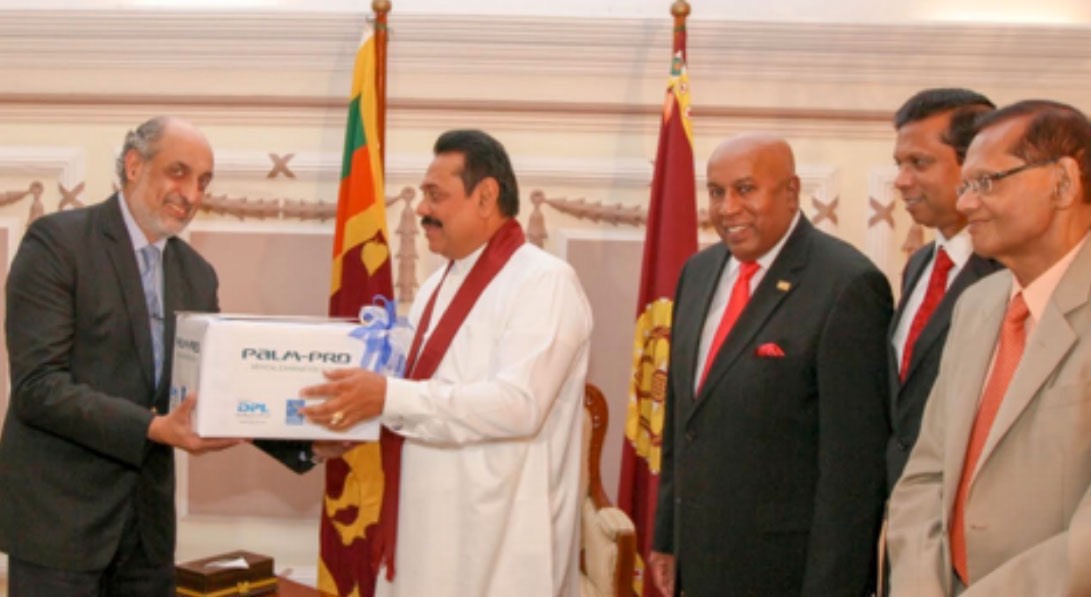sri-lanka-contributes-1-million-surgical-gloves-to-who-in-global-fight-against-ebola-outbreak