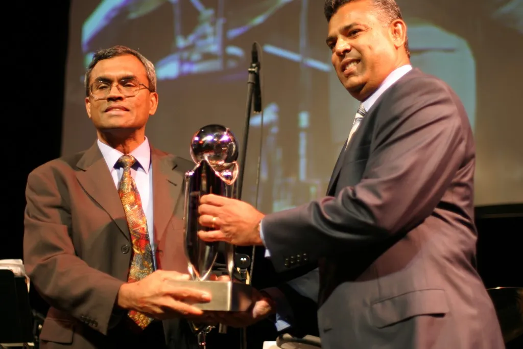 Dr. Sunil Wimalawansa