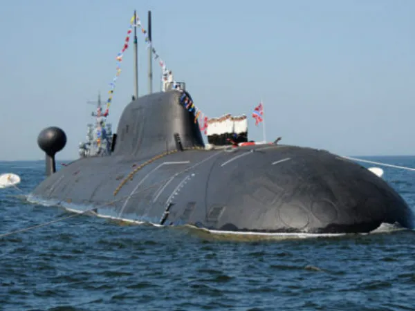 xsubmarine-insarihant-20-1476946078.jpg.pagespeed.ic.D3CznTHPc5